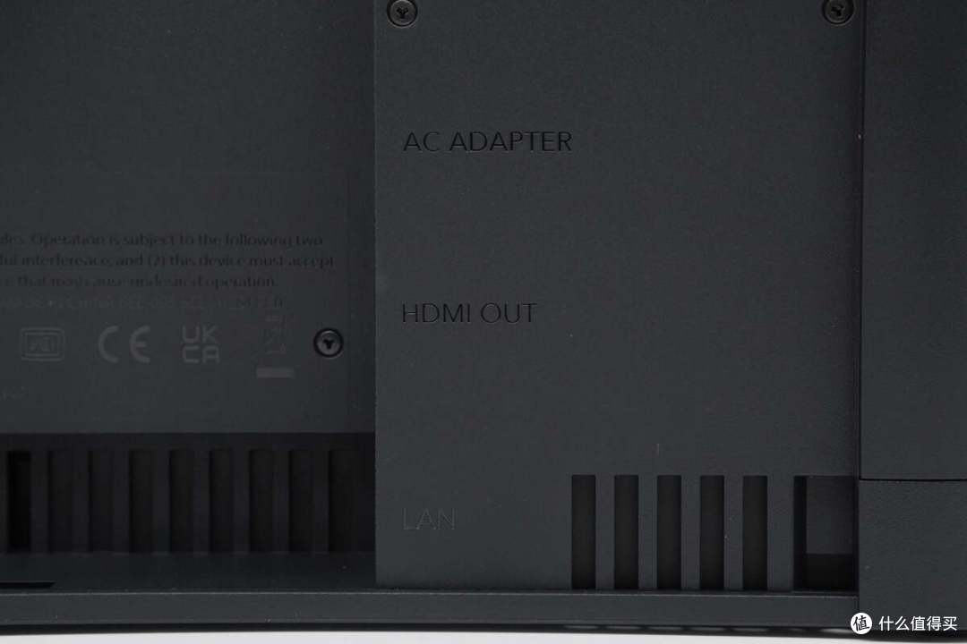 支持TV模式4K分辨率输出,任天堂Switch 2港版原装充电底座拆解