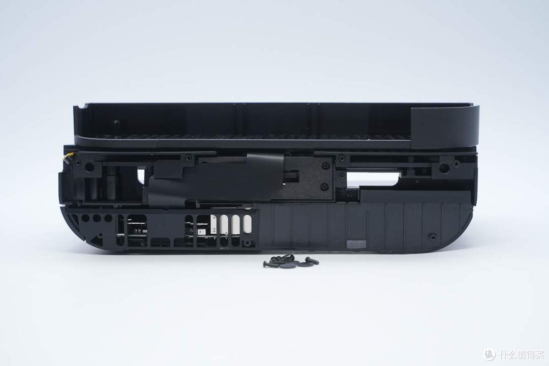 支持TV模式4K分辨率输出,任天堂Switch 2港版原装充电底座拆解