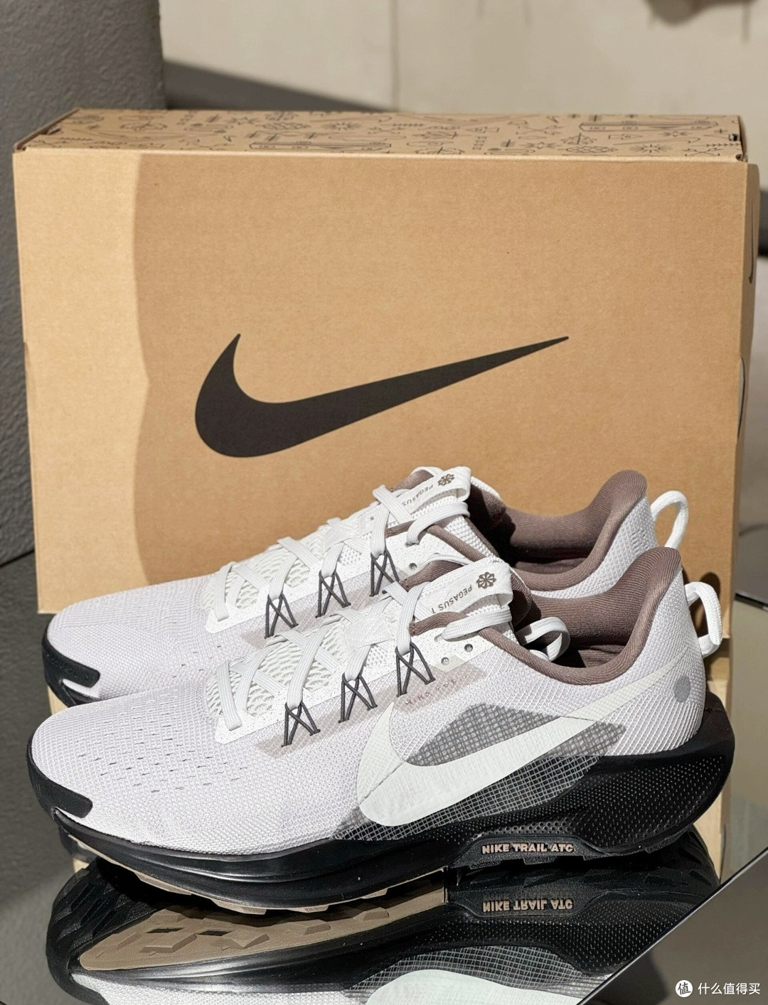“轻越野+日常通勤”的万金油跑鞋:Nike REACTX PEGASUS TRAIL 5