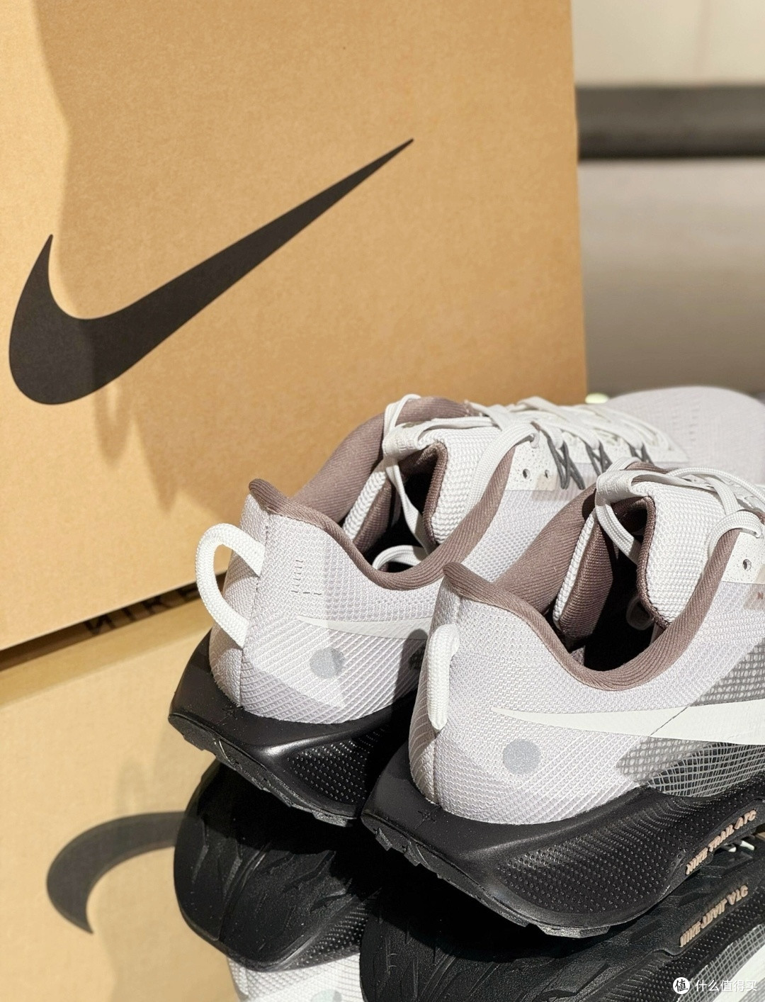 “轻越野+日常通勤”的万金油跑鞋:Nike REACTX PEGASUS TRAIL 5