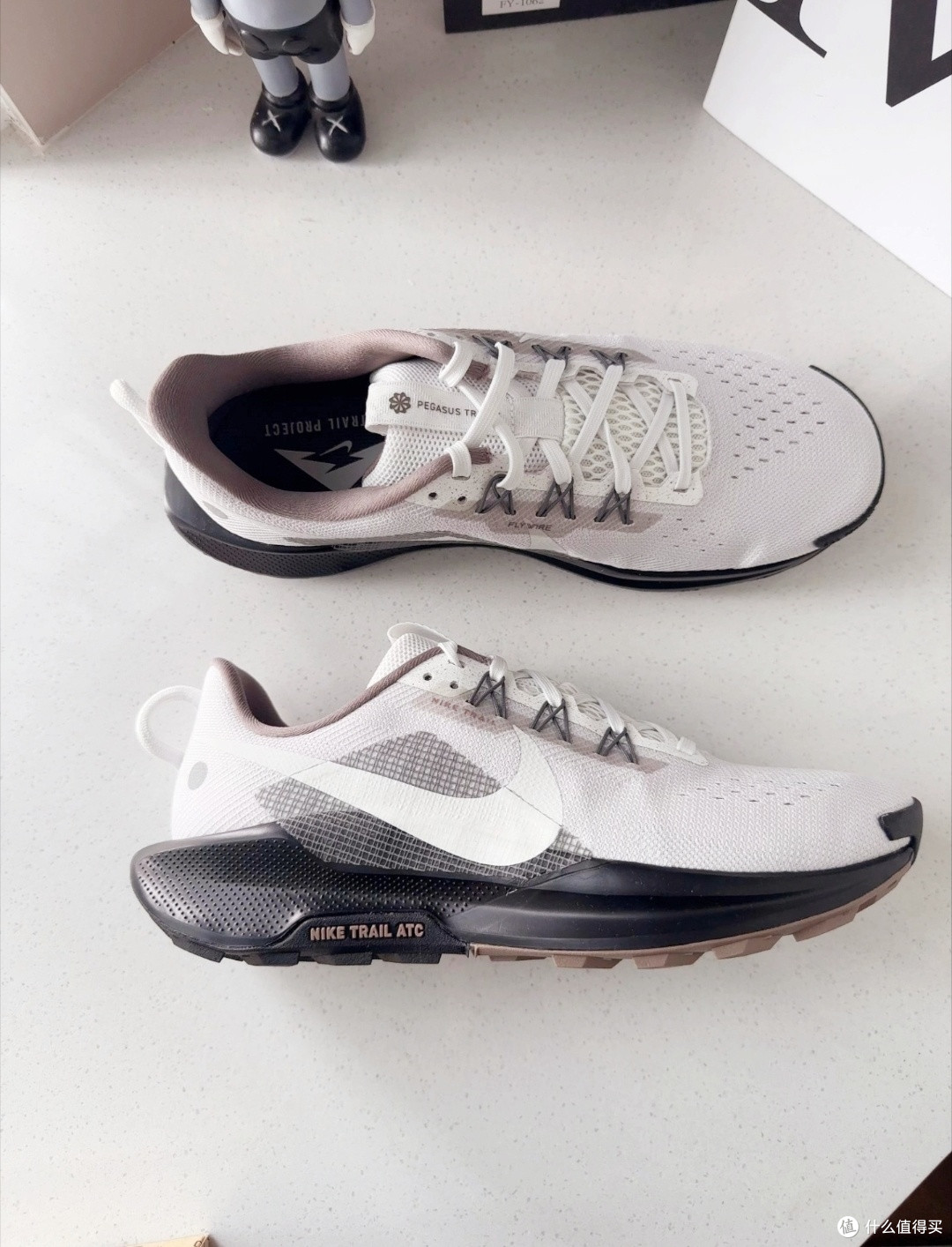 “轻越野+日常通勤”的万金油跑鞋:Nike REACTX PEGASUS TRAIL 5