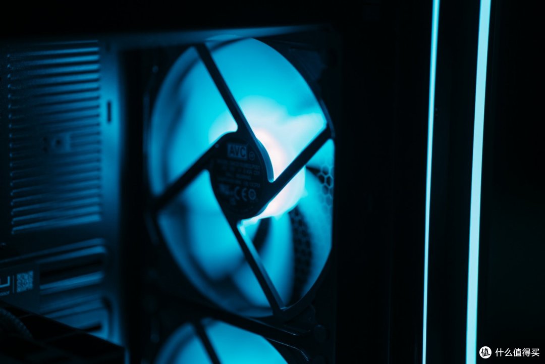Alienware外星人Area-51台式机评测：游戏玩家天花板体验是啥样？