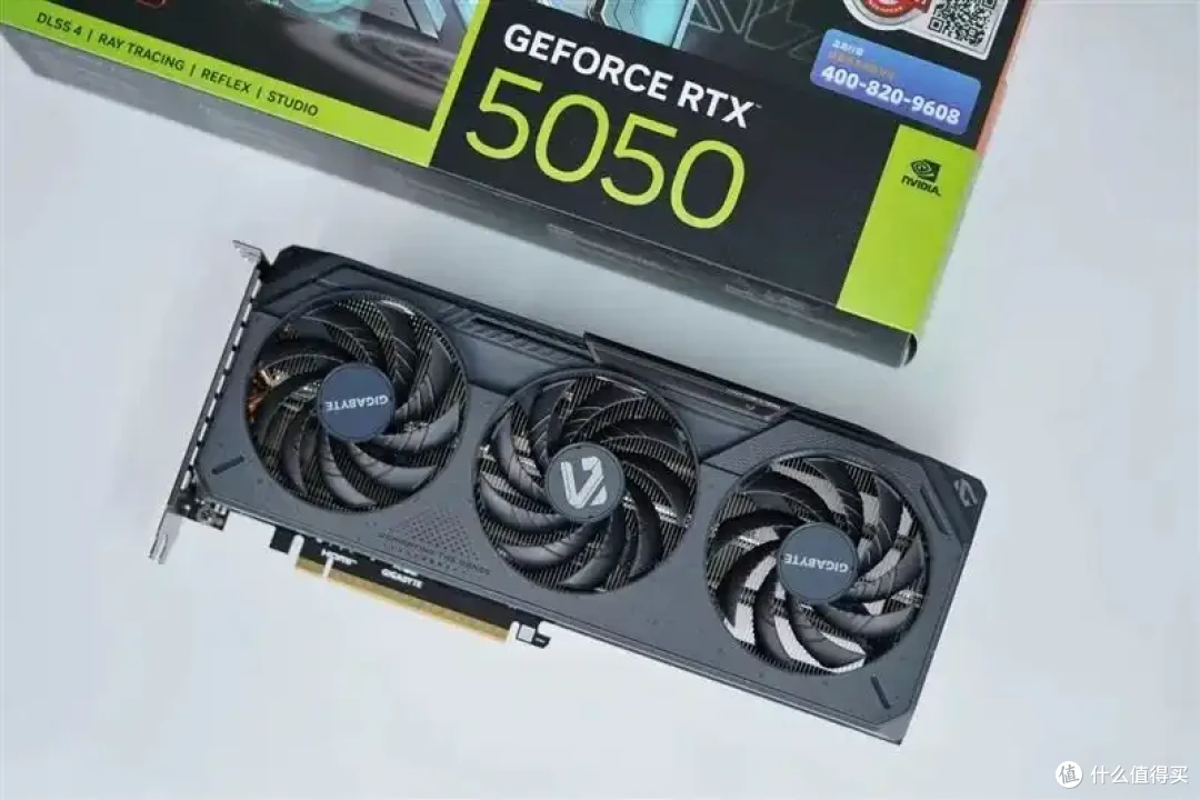 技嘉RTX 5050 GAMING OC显卡评测:升级DLSS 4的新版“RTX 4060”