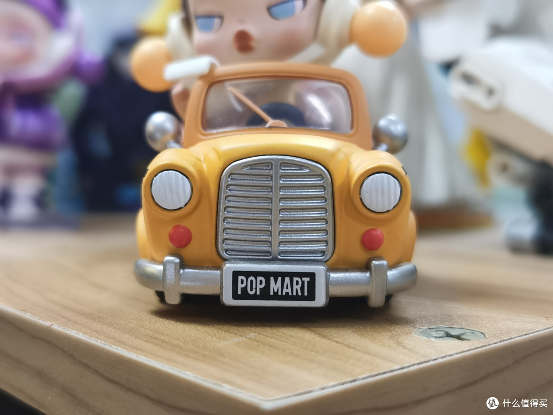 泡泡玛特SP明日早高峰系列盲盒:急行的士