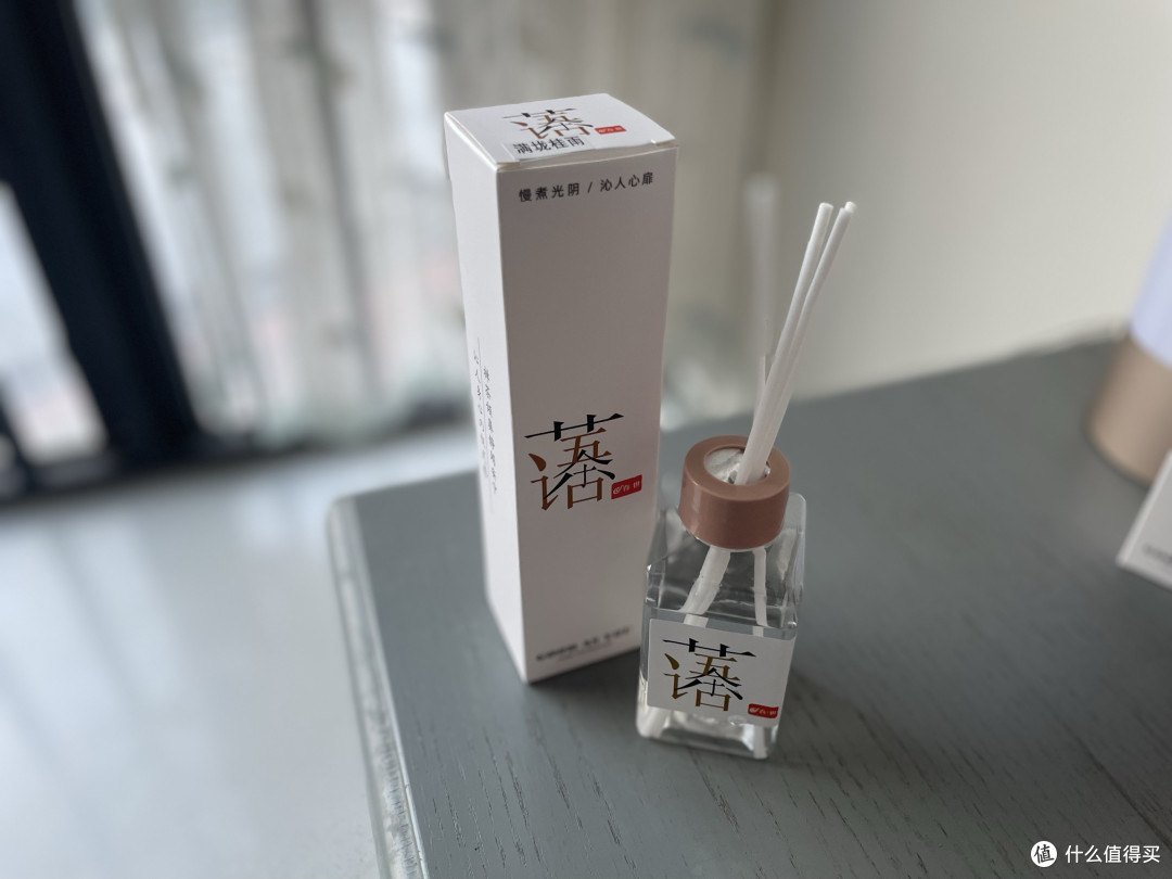 一杯奶茶钱,换满室清雅茶香:这款平价熏香,把山野茶园搬进了家