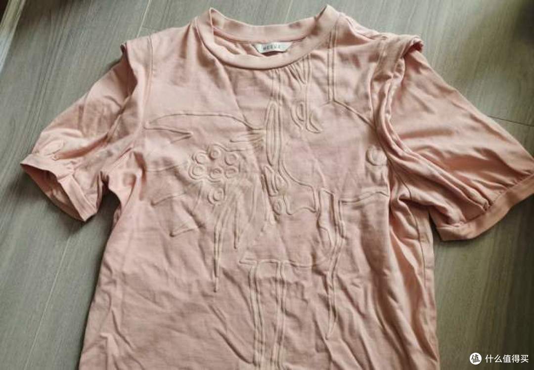 扔掉100件衣服后，我总结出夏季不该买的9类衣服，纯属浪费钱！