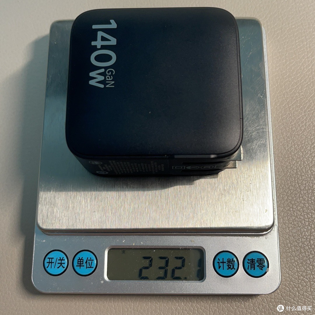 69.5元拿下的倍思140W四口氮化镓充电器真的不行吗?1个月多亲身体验真香!