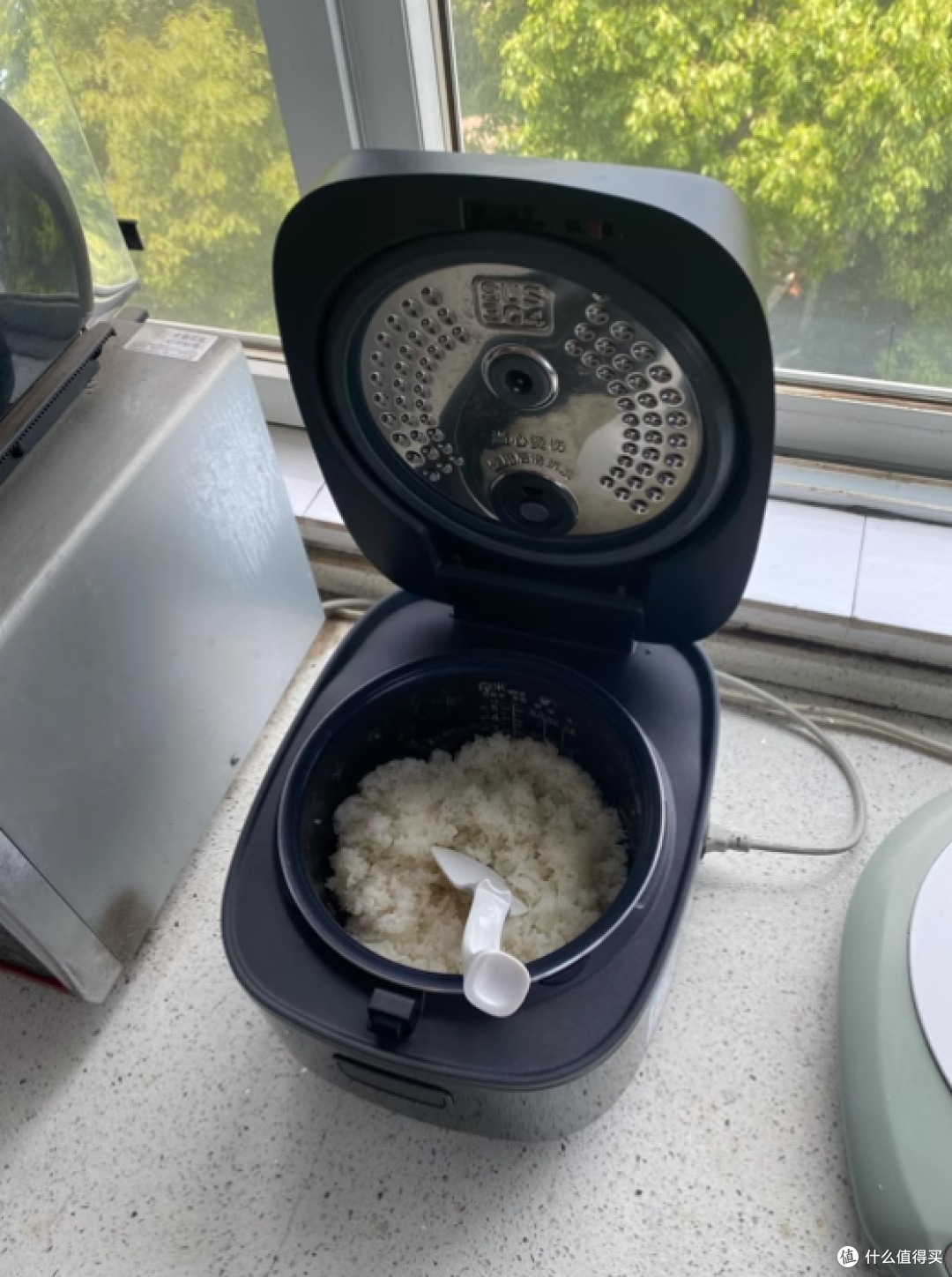 虎牌 JPR-B10C 智能 IH 土锅涂层电饭煲:重塑家庭烹饪新体验