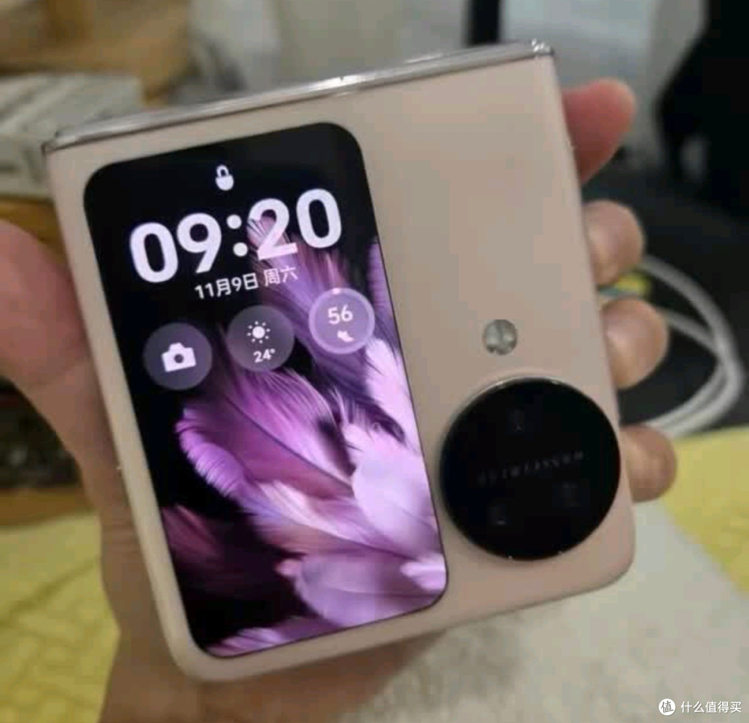 OPPO Find N3 Flip薄雾玫瑰:小折叠屏里的梦幻之选