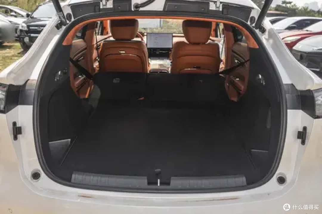 预算20万-25万,选昊铂HT还是唐L EV?看完配置就知道了