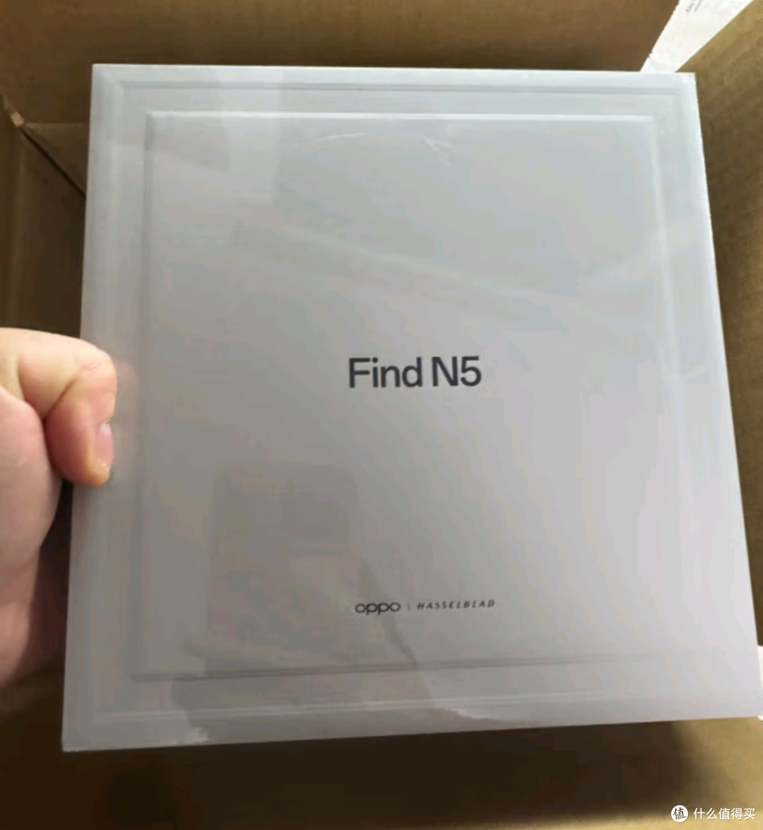 OPPO Find N5 折叠旗舰手机 8.93mm 超薄机身 超长续航冰川电池