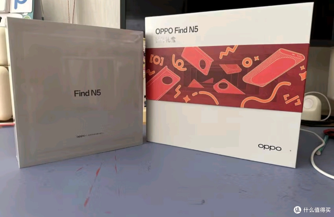 OPPO Find N5 折叠旗舰手机 8.93mm 超薄机身 超长续航冰川电池