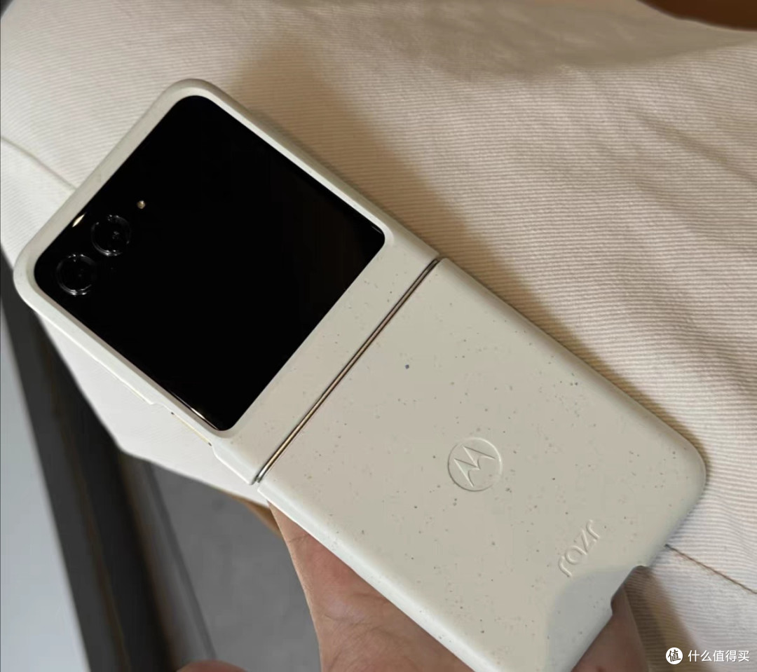 moto Razr60使用心得:拍照与娱乐兼备