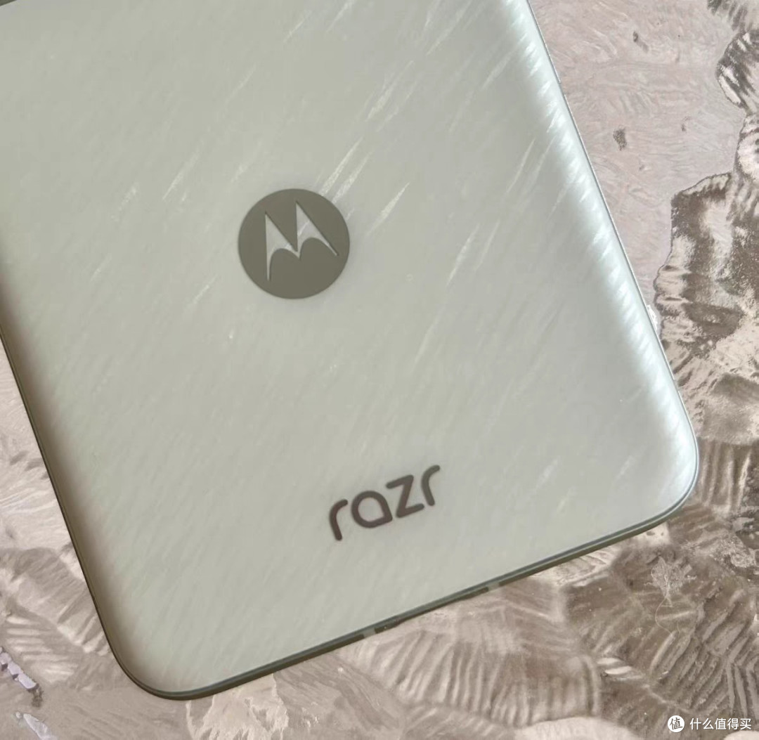 moto Razr60使用心得:拍照与娱乐兼备