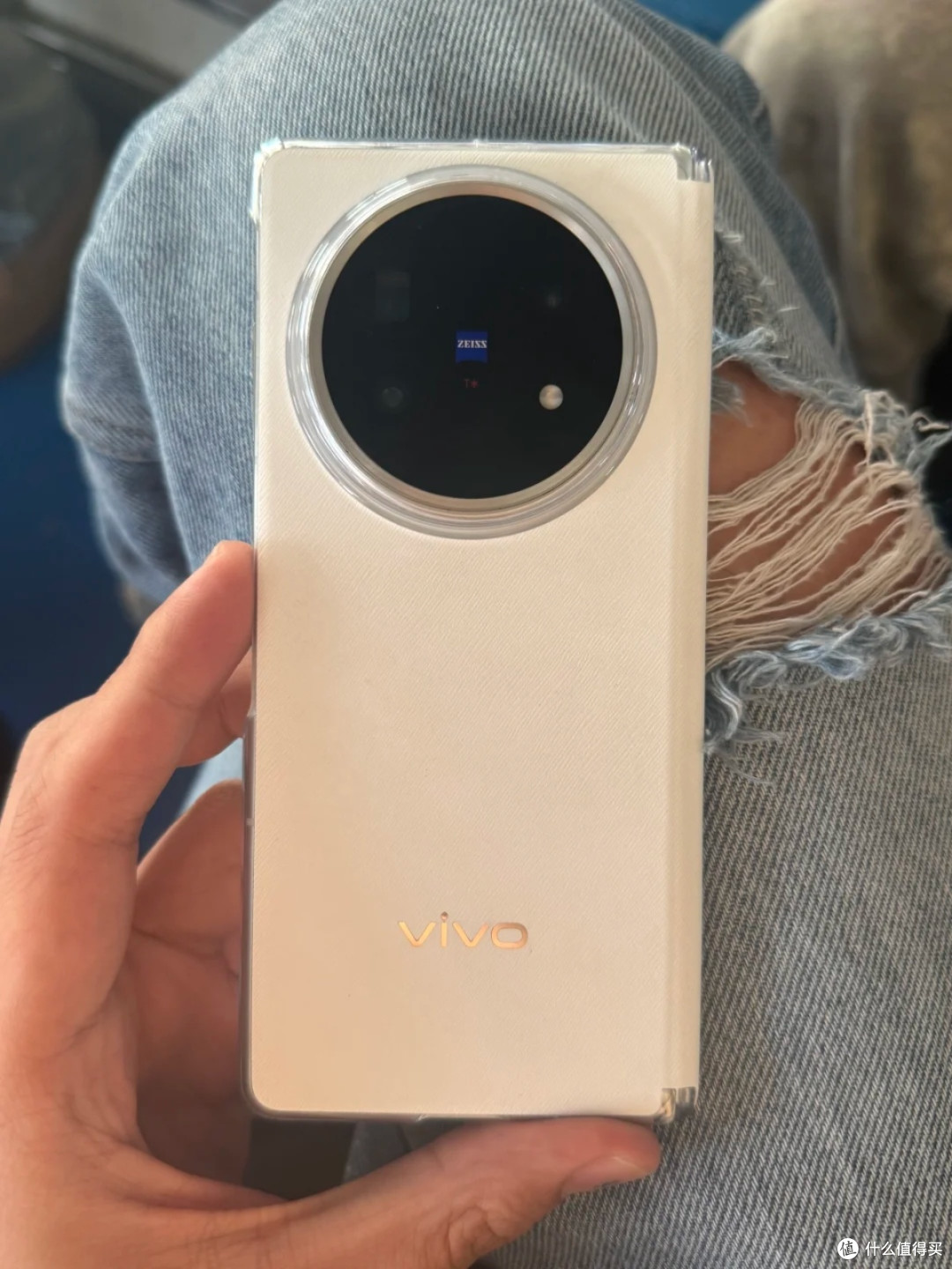 vivo X Fold5:轻薄折叠屏的新标杆