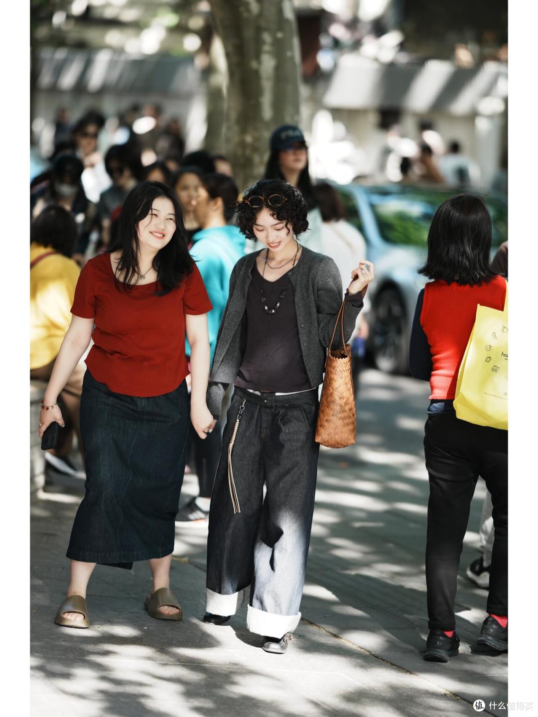谁说胖子穿啥都丑?上海女生第一个不服!又胖又矮照样穿的惊艳