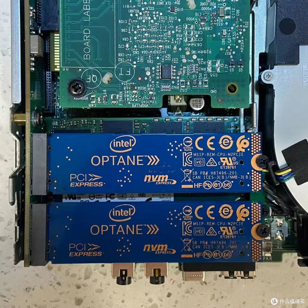 男人的电子玩具新贵M920X，最多拓展4个满速M,2盘位，支持双万兆