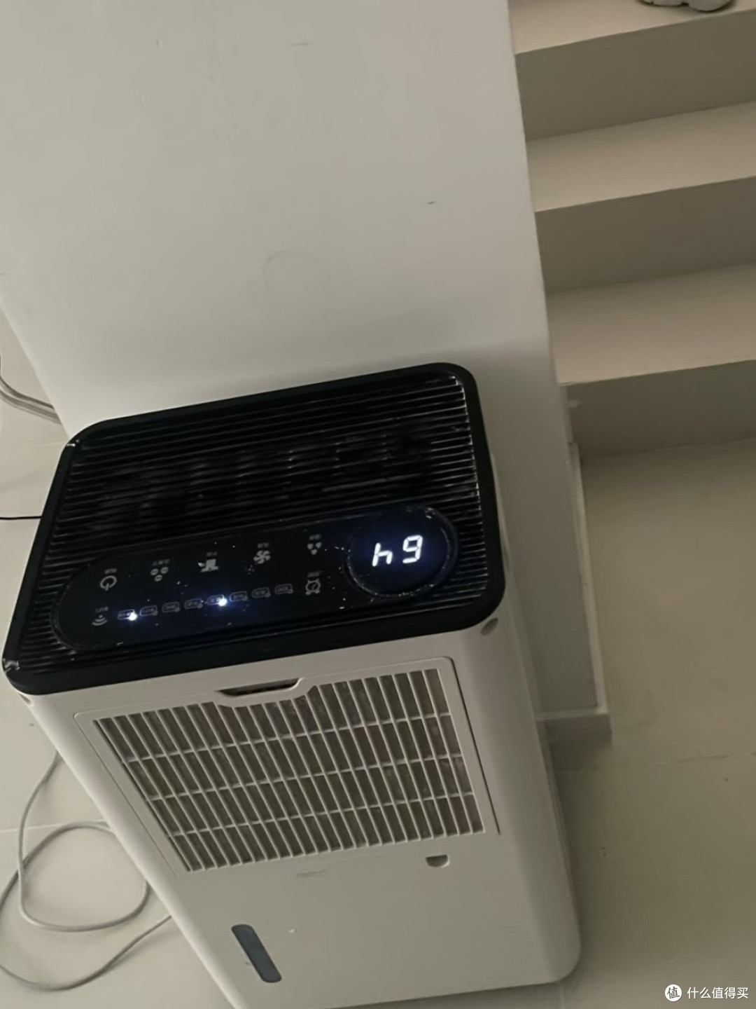 雨季防潮必备神器：除湿机选购与使用全攻略