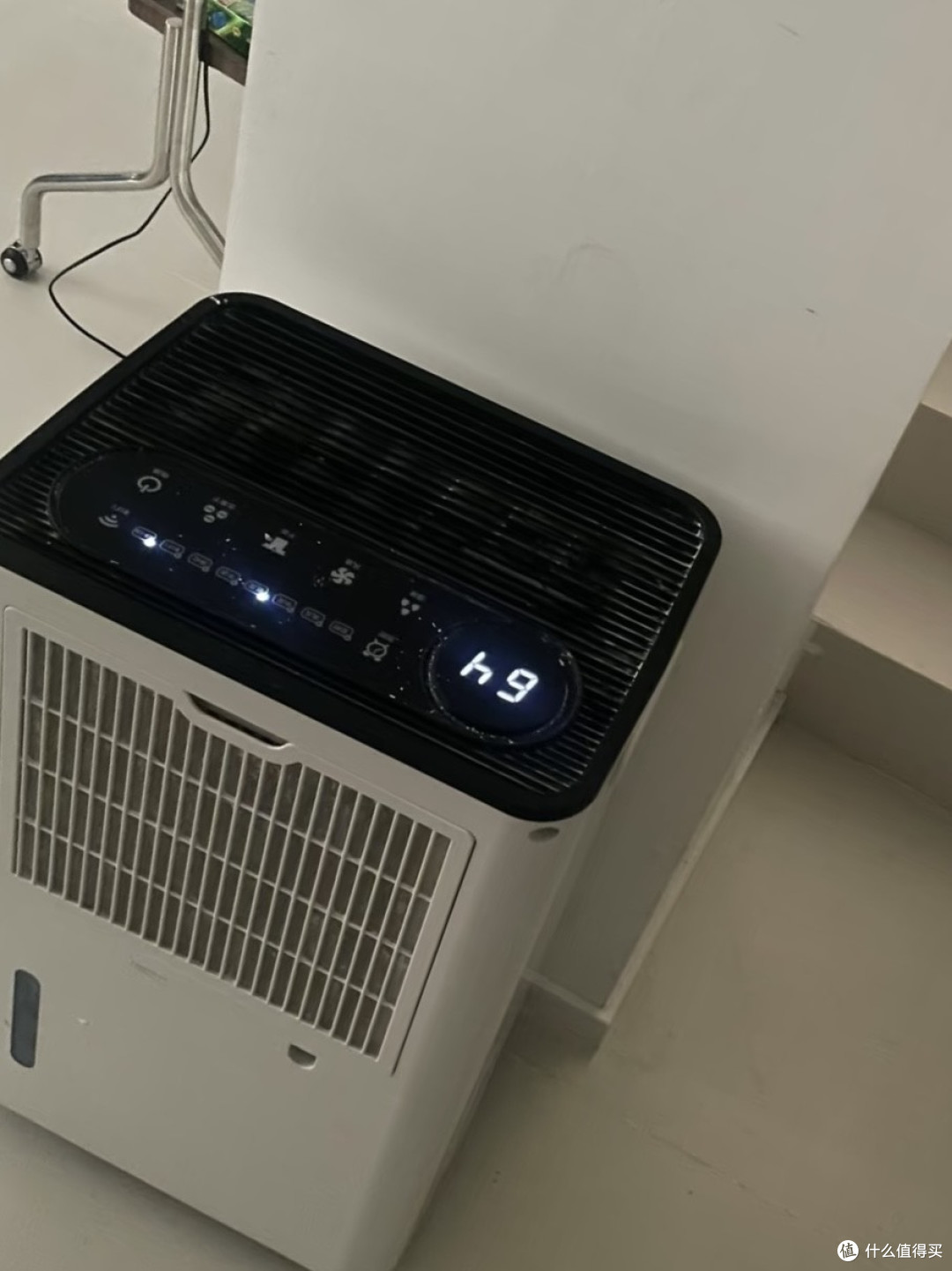 雨季防潮必备神器：除湿机选购与使用全攻略