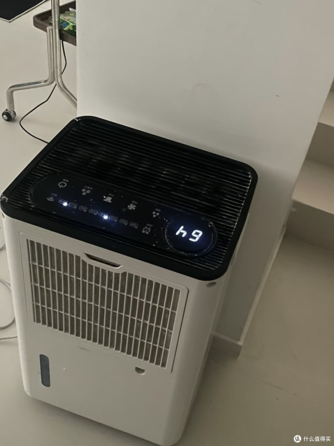 雨季防潮必备神器：除湿机选购与使用全攻略