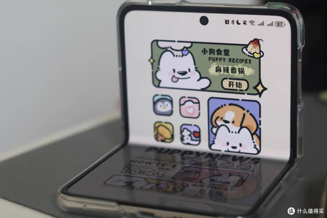 折叠屏VS直板机：是炫酷神器还是实用之选？‌