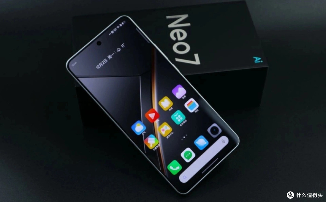 旗舰手机“新卷王”,16GB+1TB跌至2369元,7000mAh+240万跑分