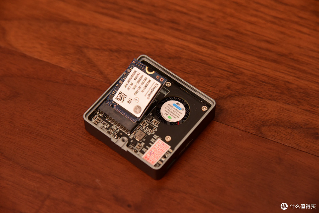 先天移动硬盘与 mini PC 拓展圣体——金士顿 NV3 2230 1TB