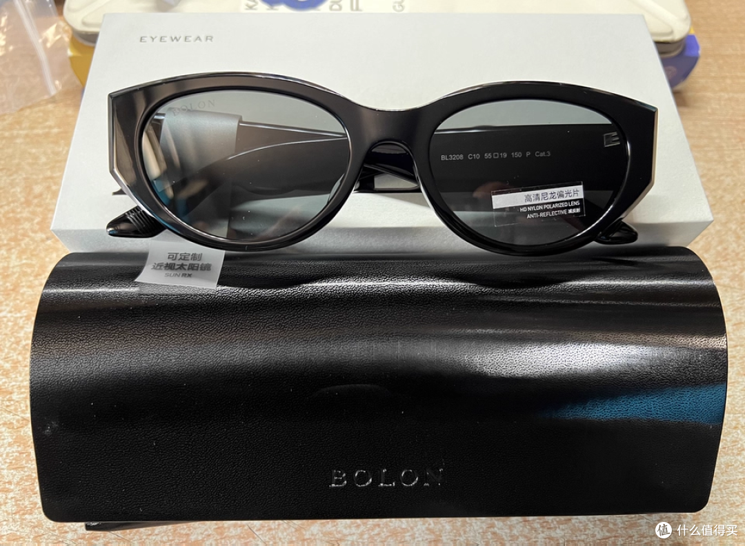 暴龙 BL3208 猫眼小框：选对镜片脸型，戴出大牌感！​