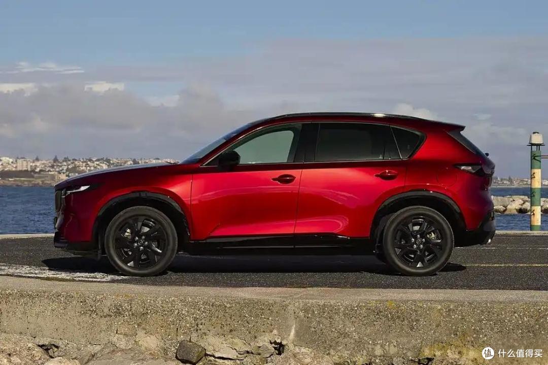 全新一代马自达CX-5实车曝光!外观造型更运动,搭载2.5L轻混动力