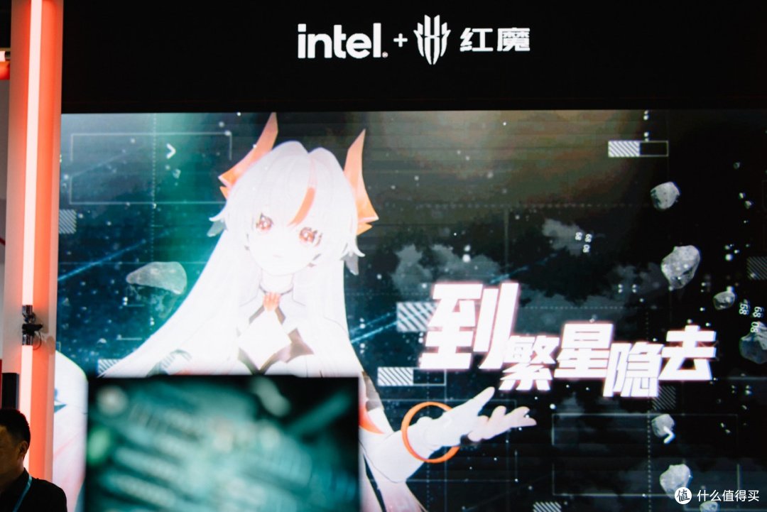 BW2025：红魔16 Pro现场看，手机与PC两不误，新游戏本马上就来