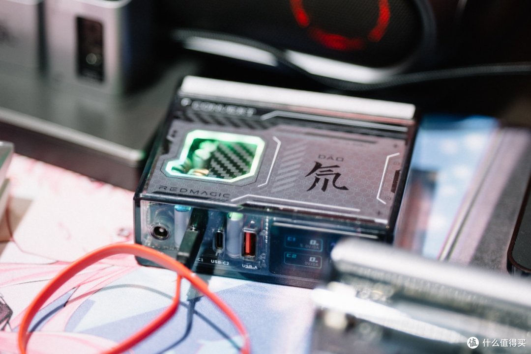 BW2025：红魔16 Pro现场看，手机与PC两不误，新游戏本马上就来