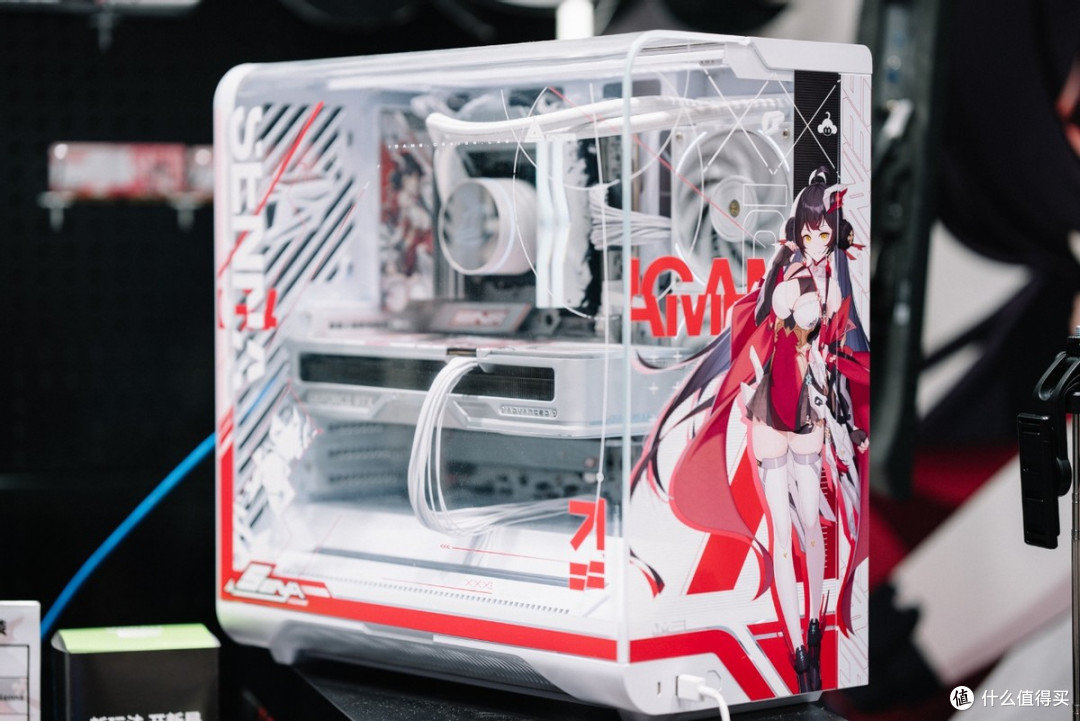 BW2025:iGame Ultra概念显卡,海景房,七彩虹藏了不少好东西