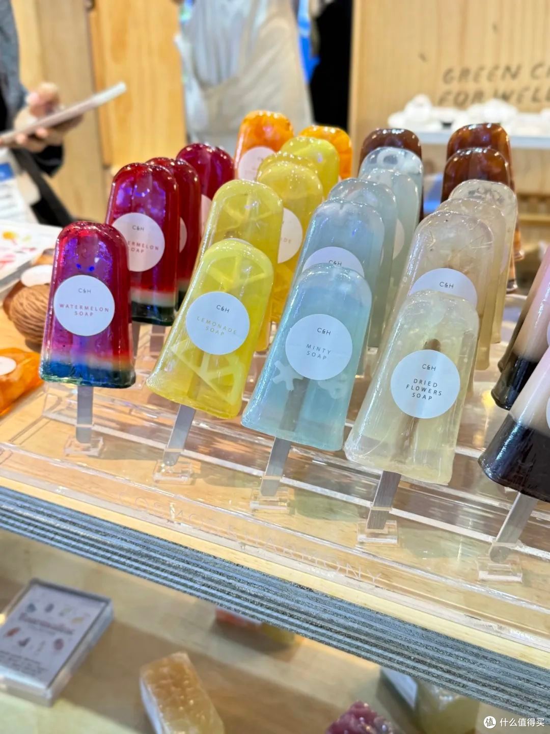 本土草本、多巴胺情绪、精准护理...探寻东盟展海外美妆新动向