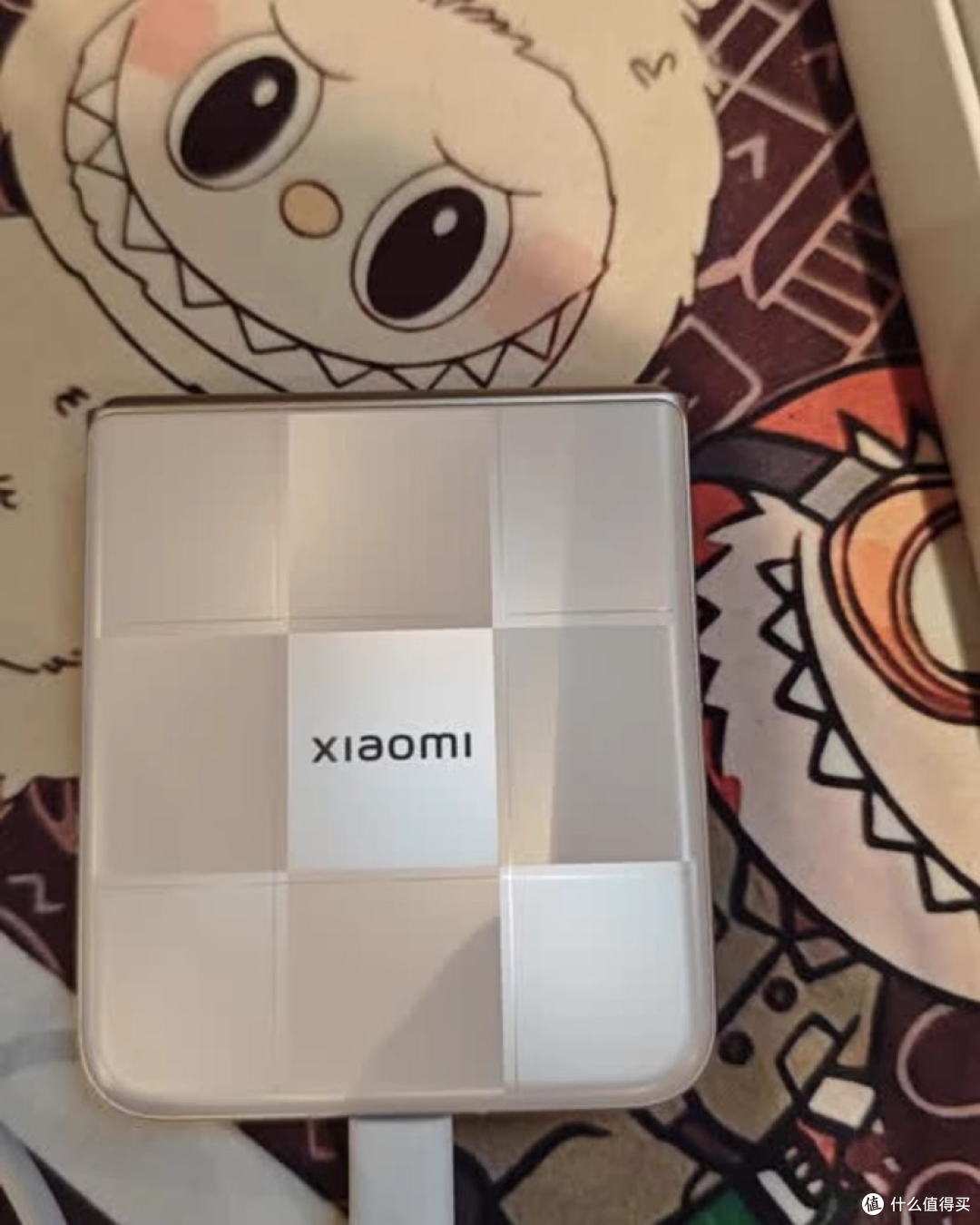 折叠屏手机屏幕素质与耐用性评测
