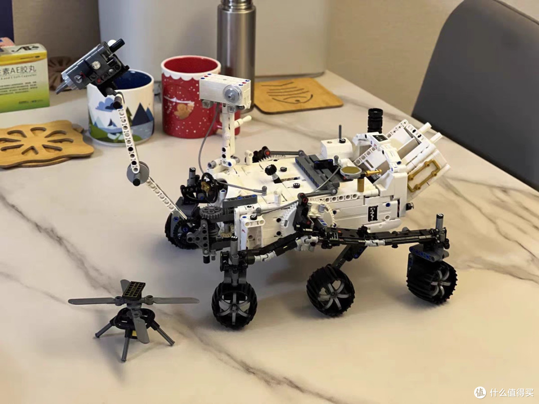 送孩子探索宇宙的钥匙:乐高毅力号火星探测器积木