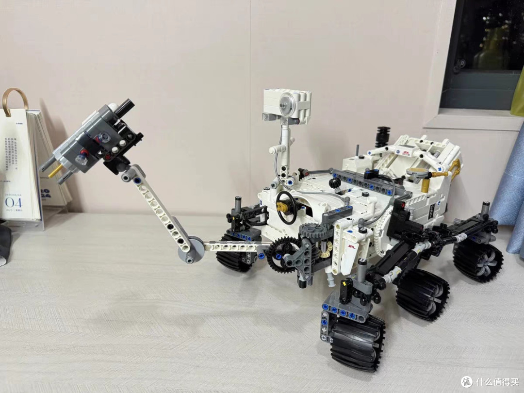 送孩子探索宇宙的钥匙:乐高毅力号火星探测器积木