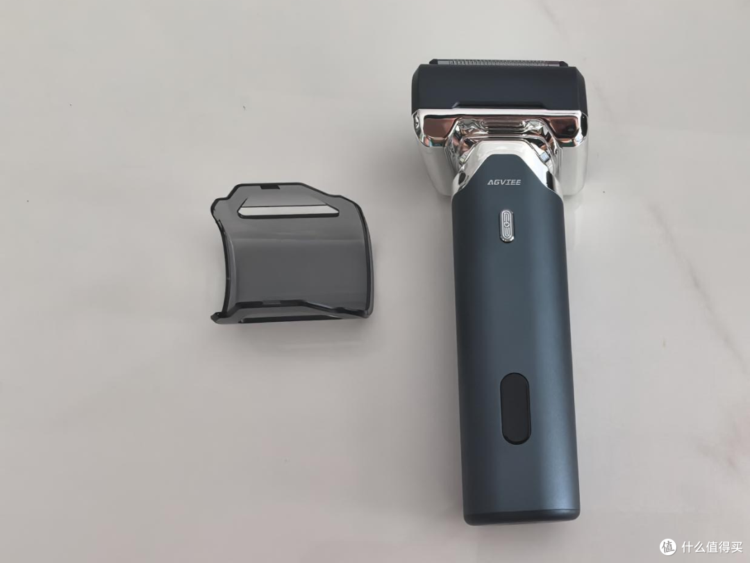 搭载德国进口刀叶,剃须不留胡茬!未野MRX剃须刀实测
