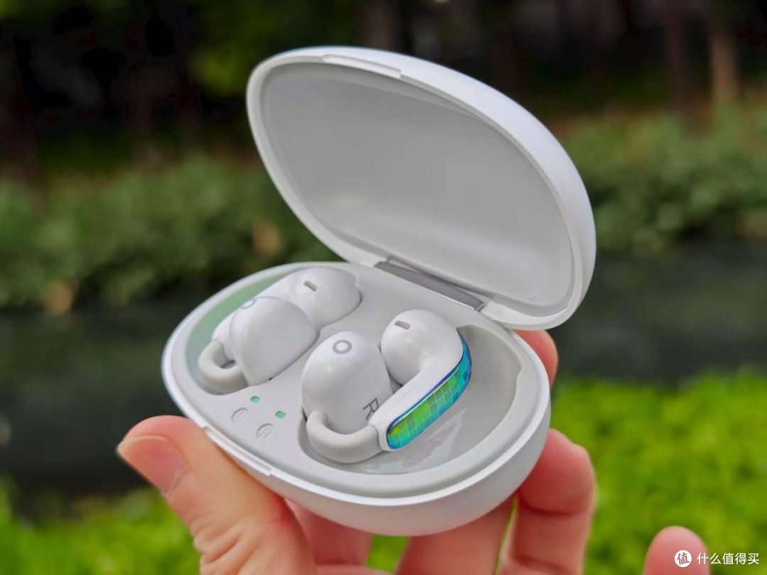 疾风稳戴,声临其境!双飞燕百耳颂 B7:云感舒适,听见非凡!