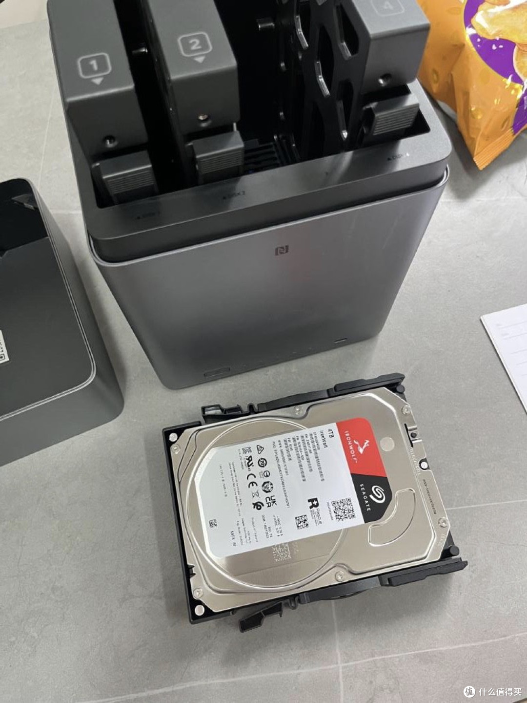 人生第一台NAS,入手绿联NAS DH4300 Plus的开箱日记