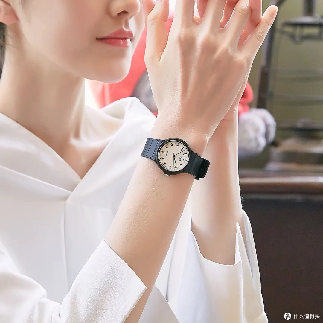 卡西欧小黑表～用极简美学定义学生时代的时间哲学⌚