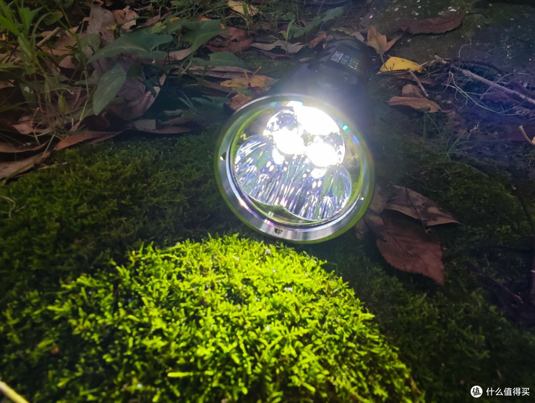 三SST40加持6000流明620米远射的极致照明:迈特明酷MT003 Turbo