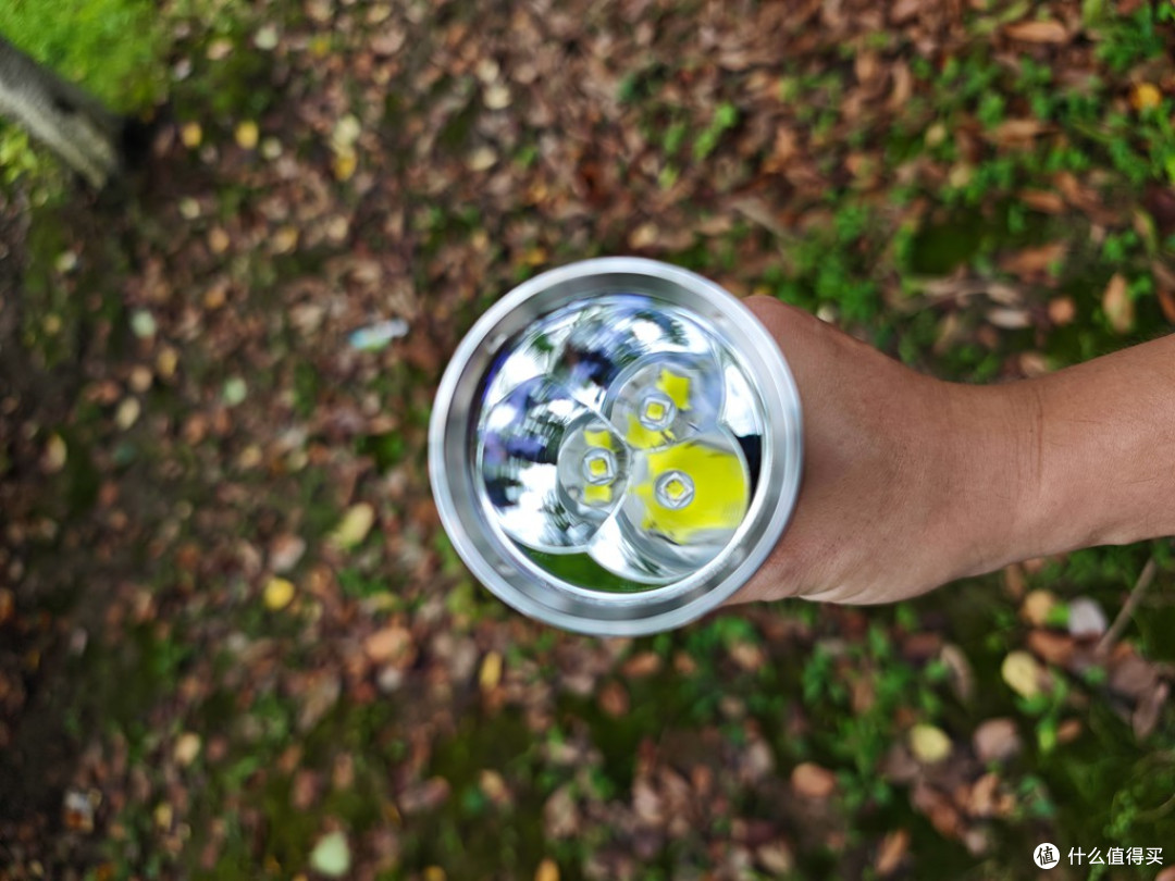 三SST40加持6000流明620米远射的极致照明:迈特明酷MT003 Turbo