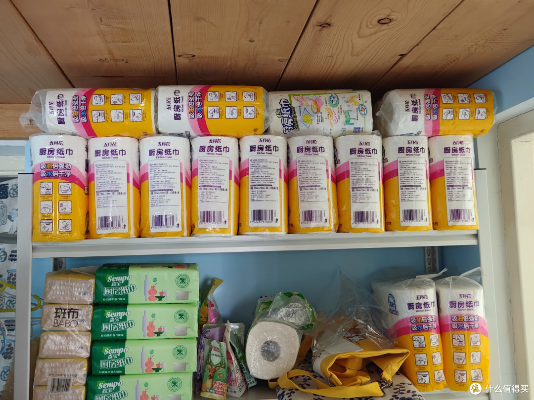 两张抽纸能不能擦干手？厨用纸？每次擦手的成本