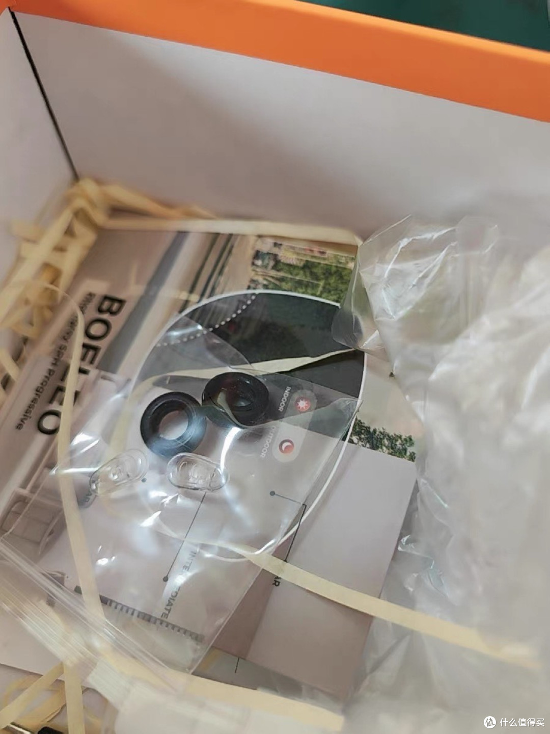 宝丽超轻方框纯钛眼镜：一场轻盈的意外惊喜