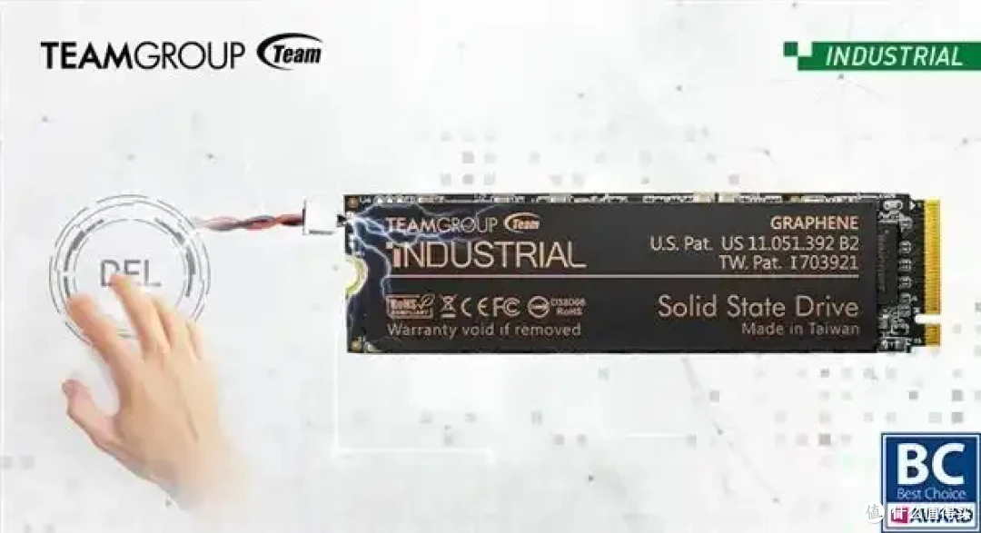 全球首款自毁SSD!一键毁灭全部数据 断电也不怕