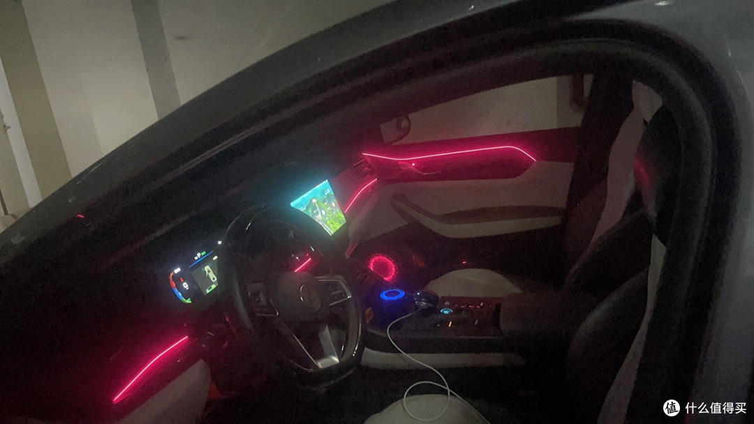 爱车内饰小改造，驾驶体验翻翻倍