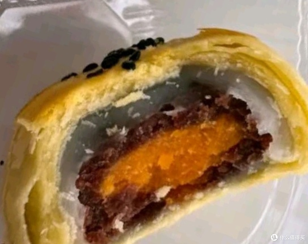 比比赞新式蛋黄酥：一口沦陷的高性价比美味