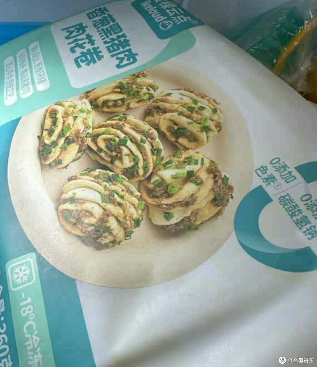 爱稞云点香葱黑猪肉肉花卷：速冻早餐里的鲜香与安心之选