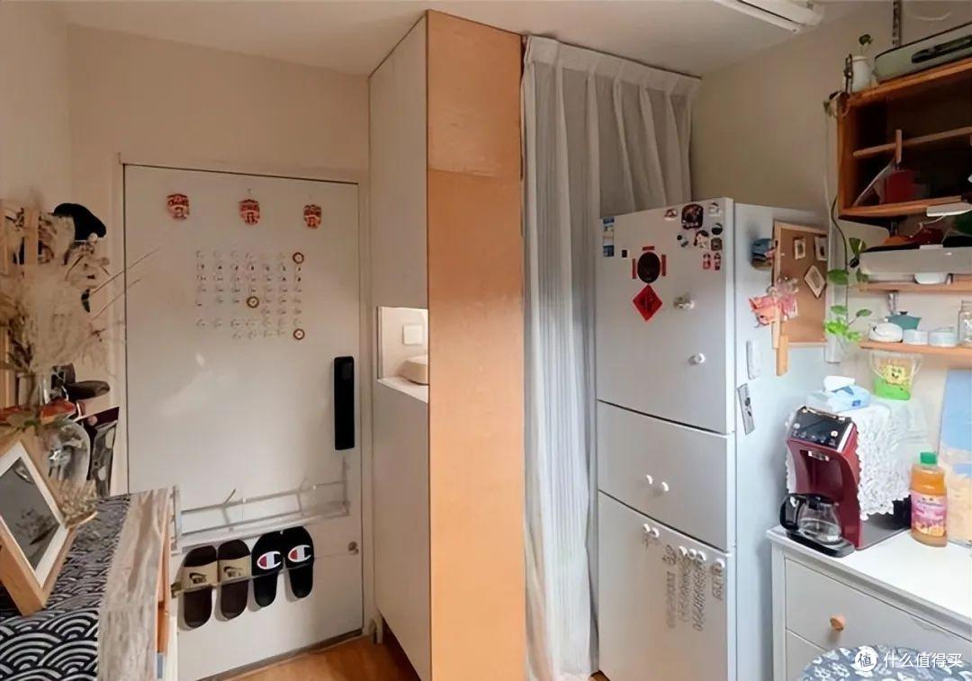 看了香港一姑娘的小屋,才知什么叫穷装,16㎡竟有2室2厅,好高级