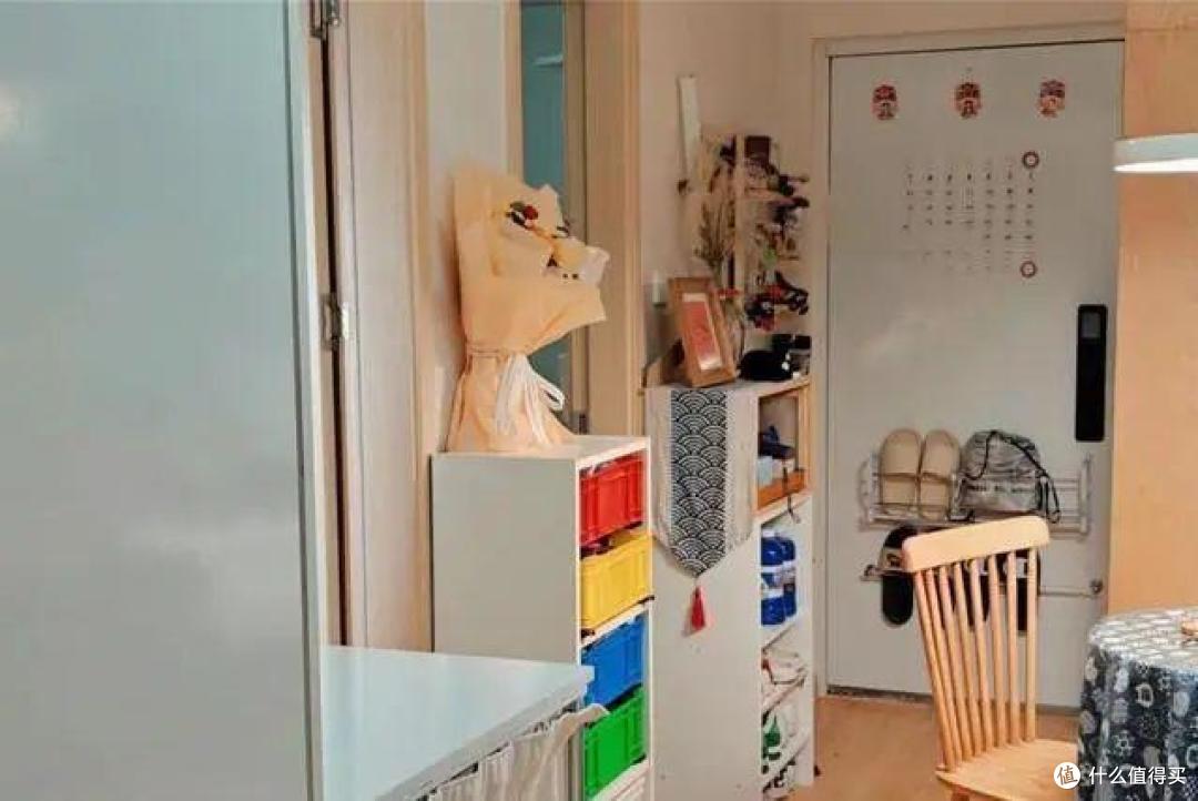 看了香港一姑娘的小屋,才知什么叫穷装,16㎡竟有2室2厅,好高级
